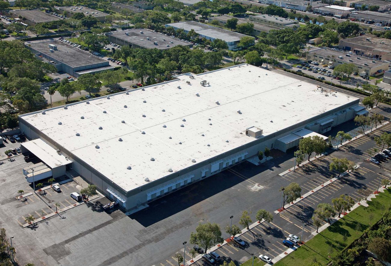 Cushman & Wakefield Negotiates ±192,454-SF Lease Renewal for Miami International Freight Solutions
