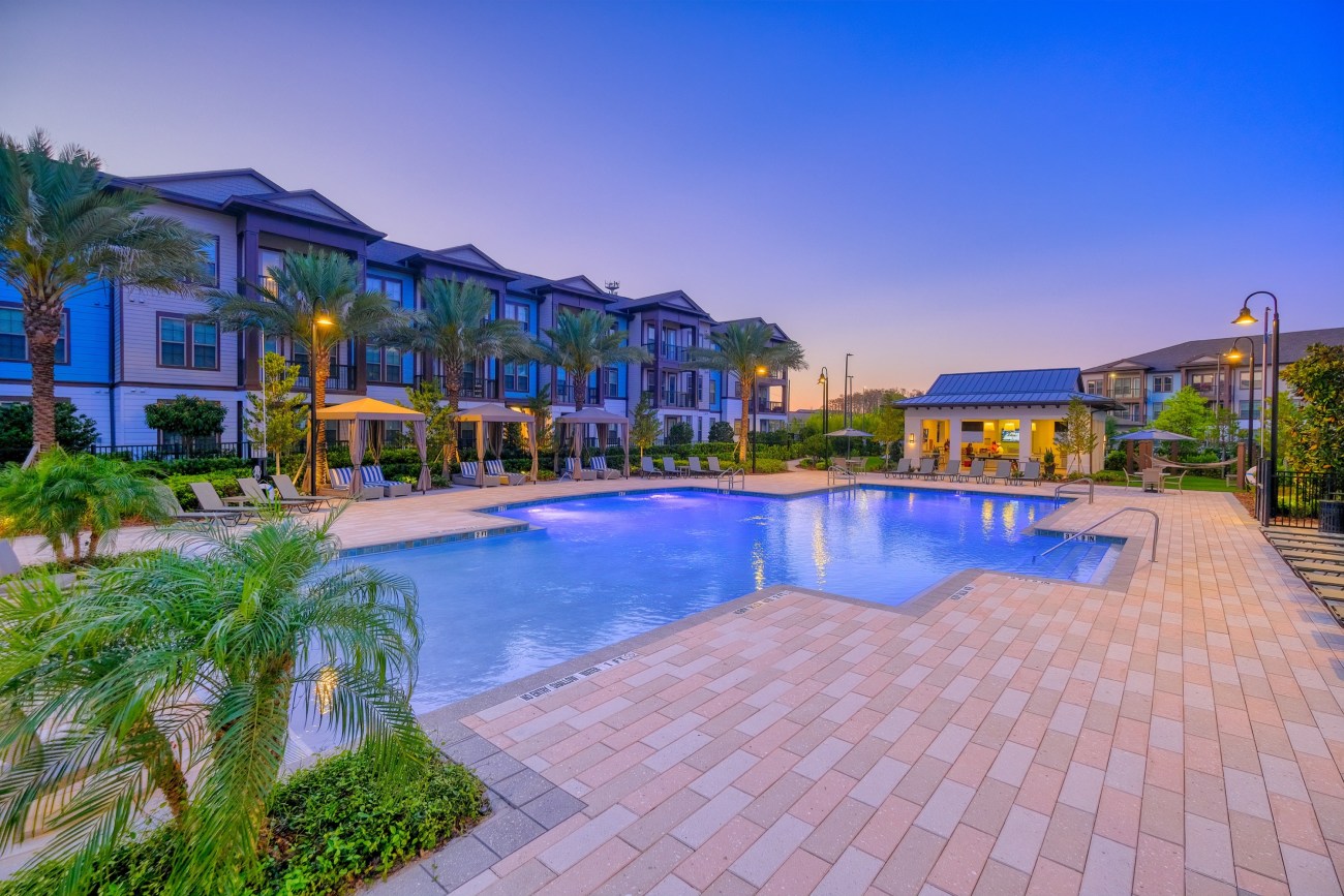 Cushman & Wakefield Represents Wood Partners in Sale of Alta Grande in Orlando