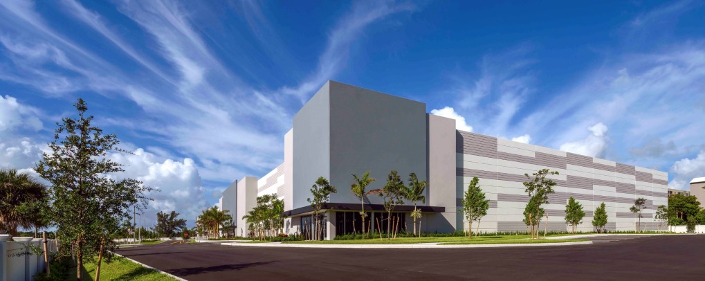 Cypress Pointe Distribution Center