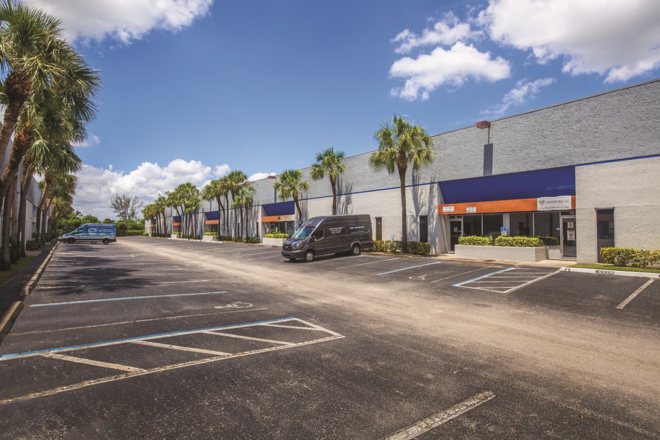 ‌Cushman & Wakefield Negotiates $62.25M Sale and $31.125M Financing of Powerline Business Park