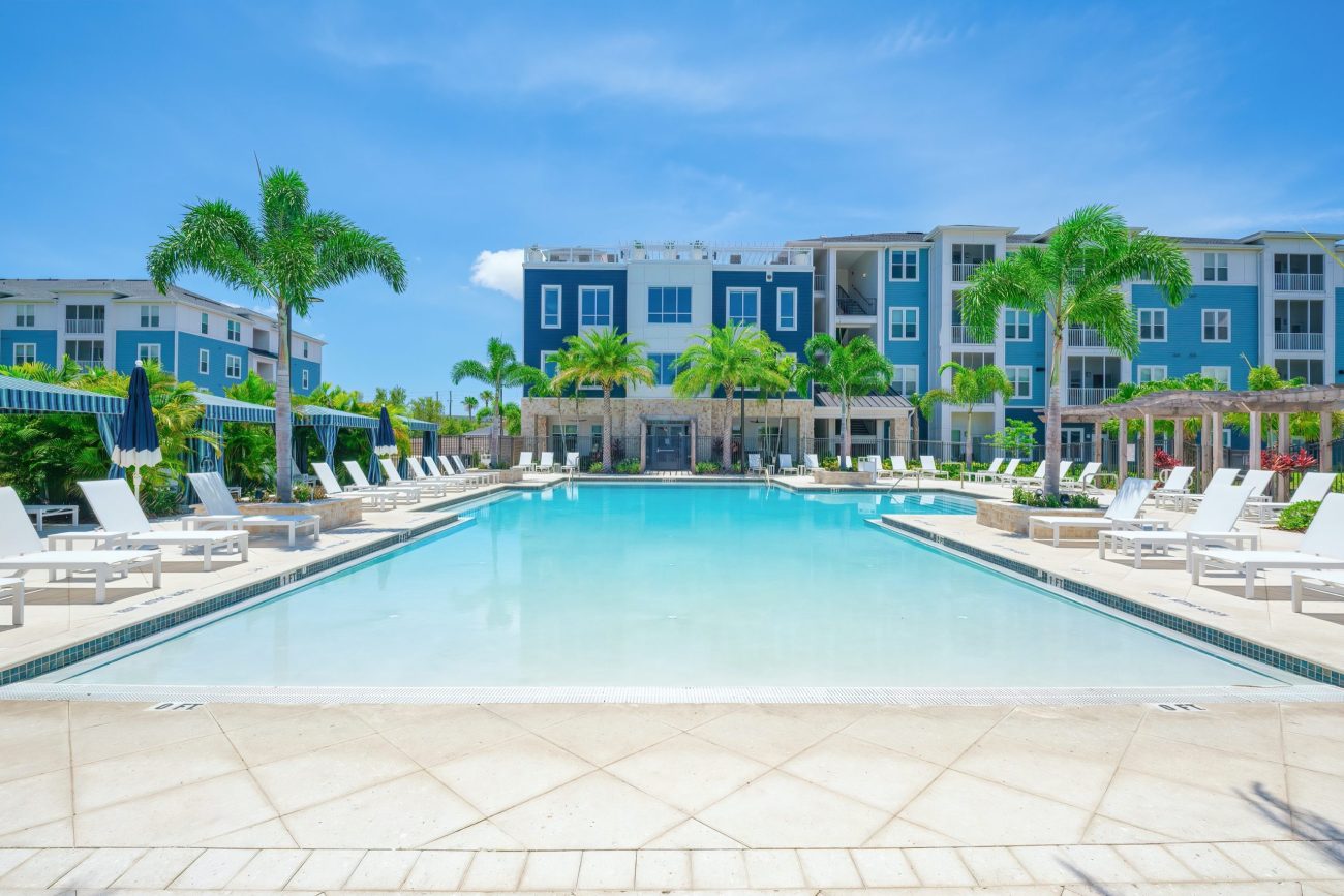 Cushman & Wakefield Negotiates Sale of The Vue at Belleair in Clearwater