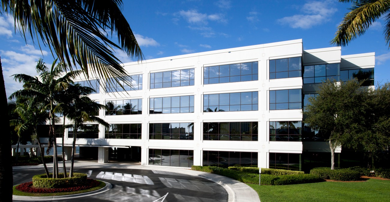 Cushman & Wakefield Negotiates 43,624-SF HQ Lease With Parbel at Waterford Atrium